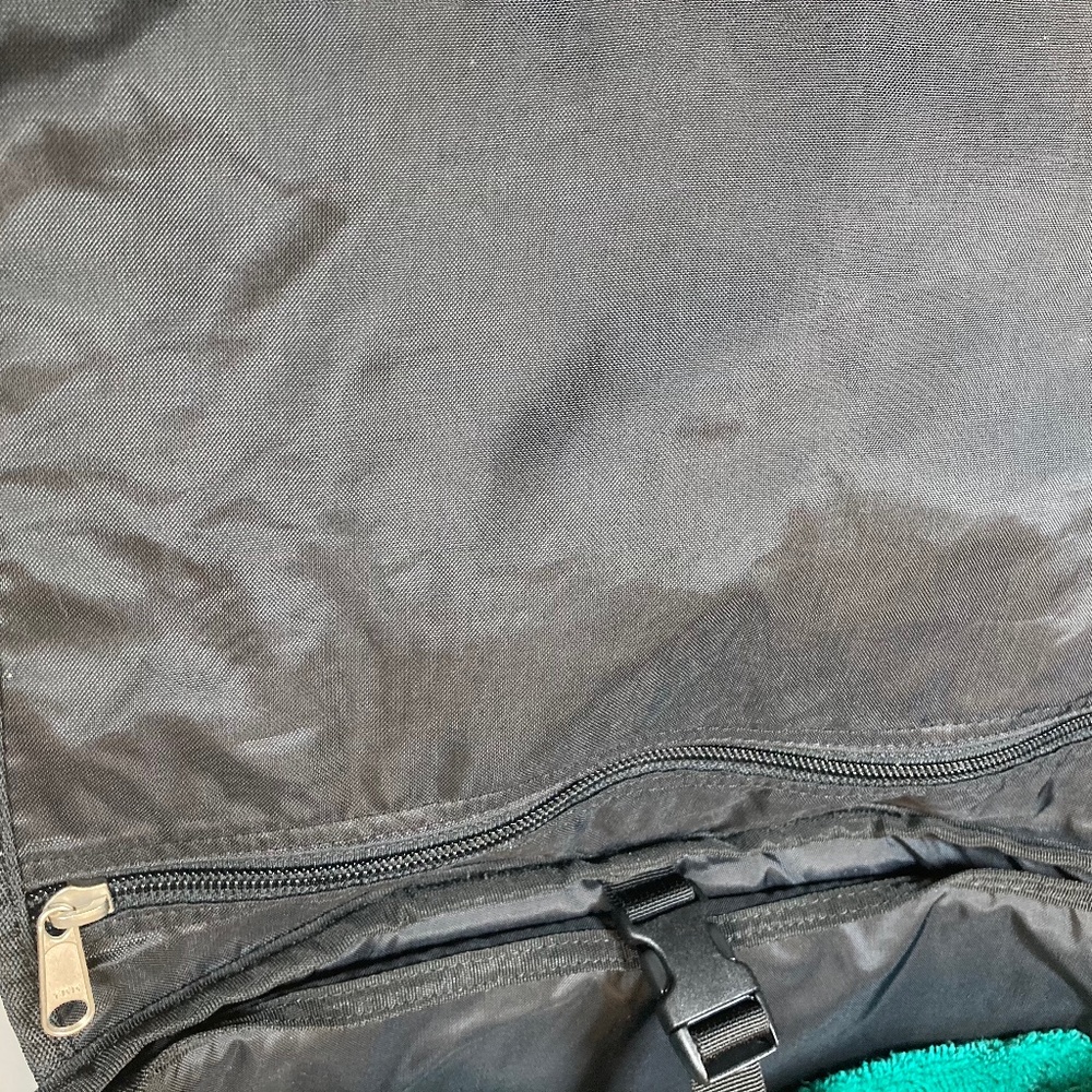 Columbia Messenger Bag - Picture 4 of 8